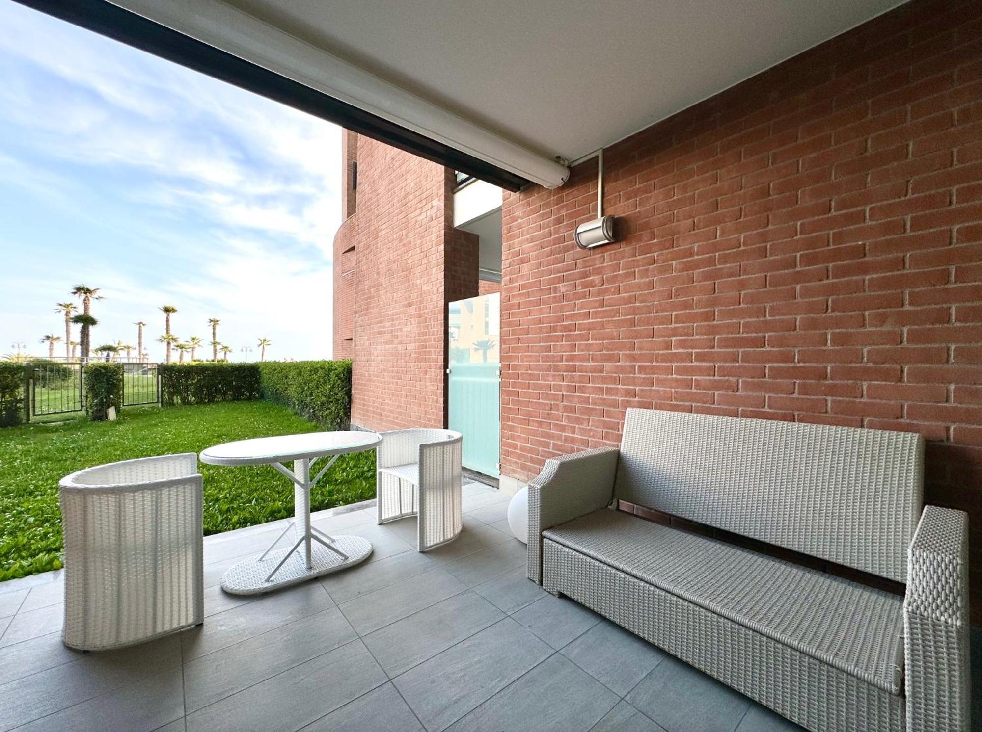 Frontemar Residenze Sul Mare - Carraro Immobiliare - Family * Lido di Jesolo